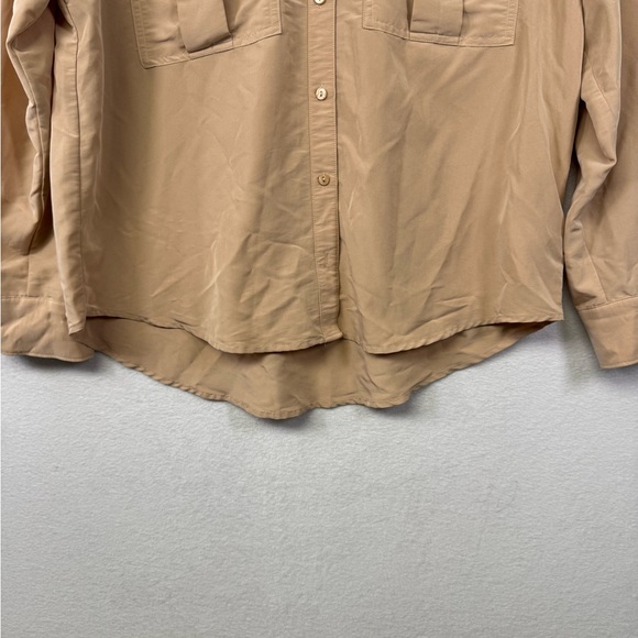 Old Navy Utility Button-Down Shirt – Women's Medium – Tan Neutral - Picture 5 of 7